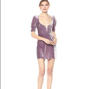 NWT For Love & Lemons Women's Viva Deep V Mini Dre